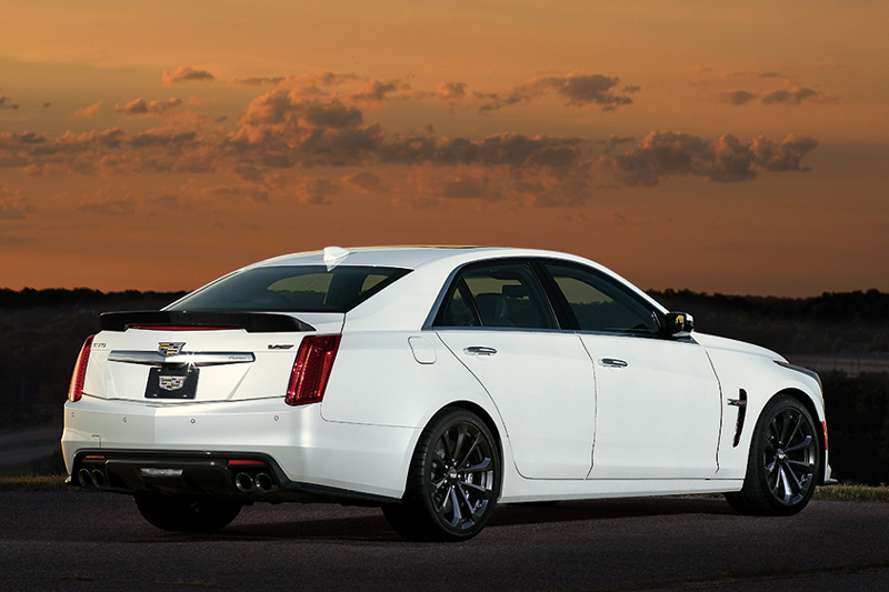 CTS-V カーボンブラックパッケージ