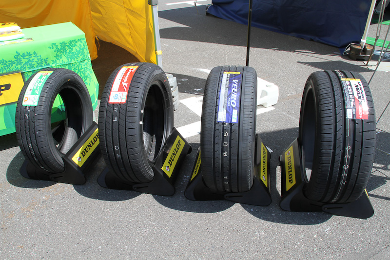 ダンロップ（住友ゴム工業