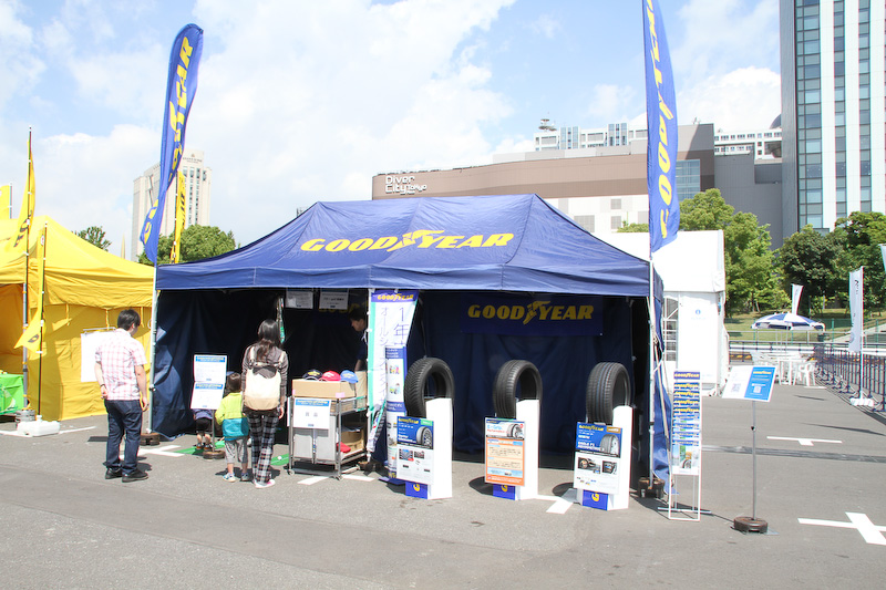 グッドイヤーブース