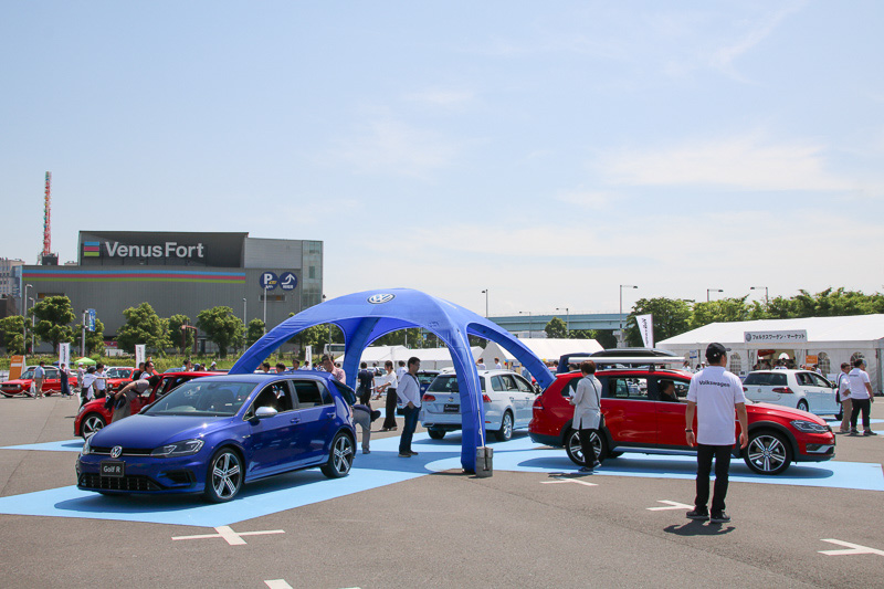 ヴァリアントなどゴルフのラインアップを展示