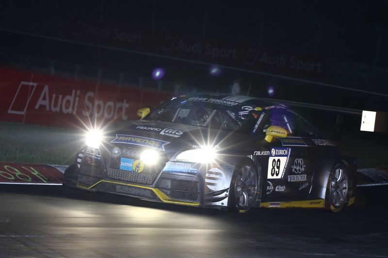 SP 3Tクラスのトップを走行するLMS Engineeringの89号車「Audi TTRS2」