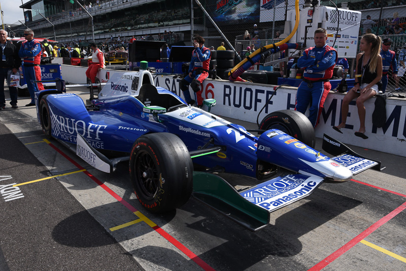 決勝直前の26号車。佐藤琢磨選手がともに戦うことになるマシン