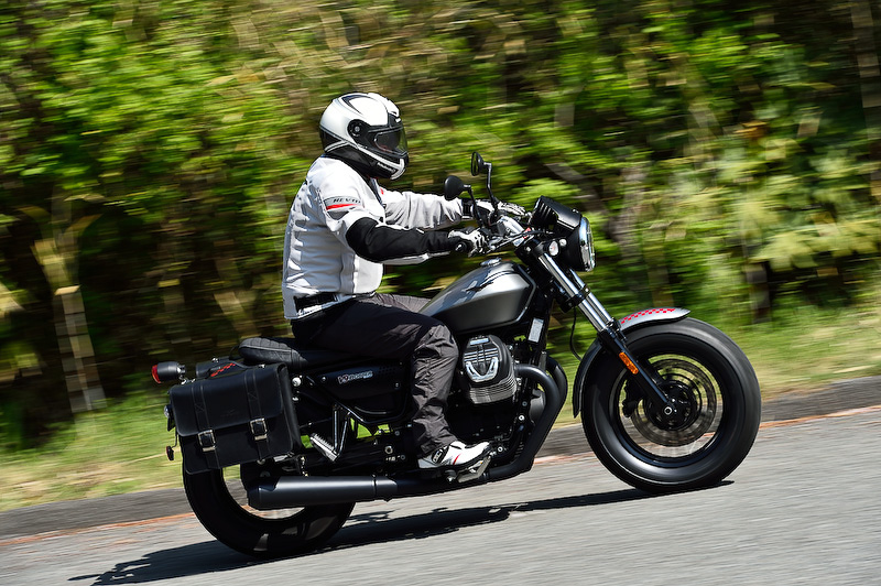モト・グッチ「V9 BOBBER」