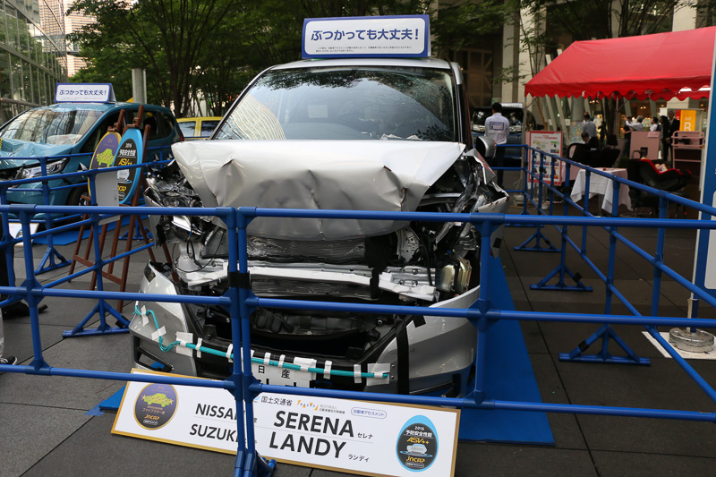 フルフラップ衝突試験に利用されたセレナ