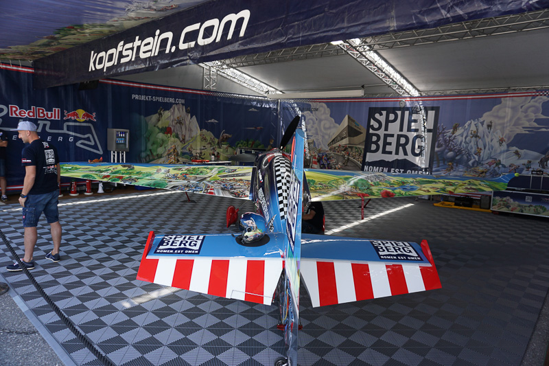 村山久美（No.18 チーム シュピールベルグ）