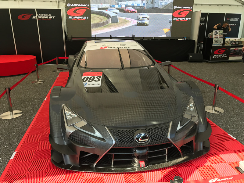 SUPER GTを運営するGTアソシエイションもブースを設置。マシンの展示のほか、第4戦SUGO、第5戦富士の観戦券を販売していた