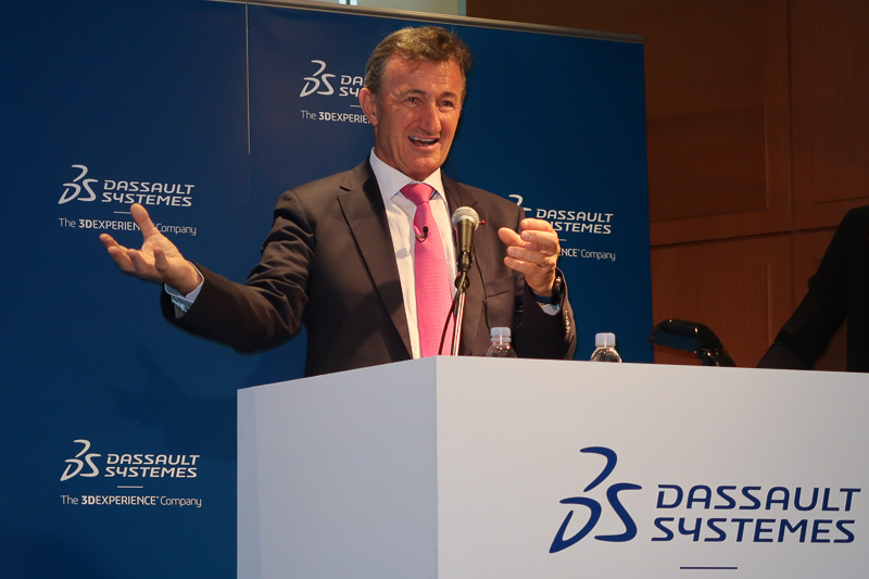 仏ダッソー・システムズ 社長兼最高経営責任者（CEO）取締役副会長のベルナール・シャーレス氏