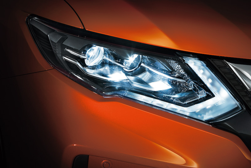 ハイビームとロービームを自動で切り替える「ハイビームアシスト」