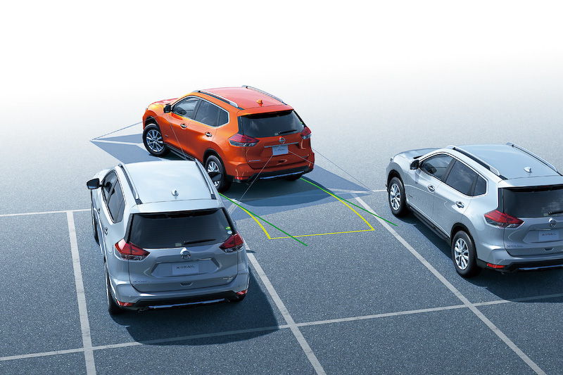 ステアリング操作を車両側で行ない駐車をサポートする「インテリジェントパーキングアシスト」に、駐車位置の設定を自動化する機能を全車にオプション設定