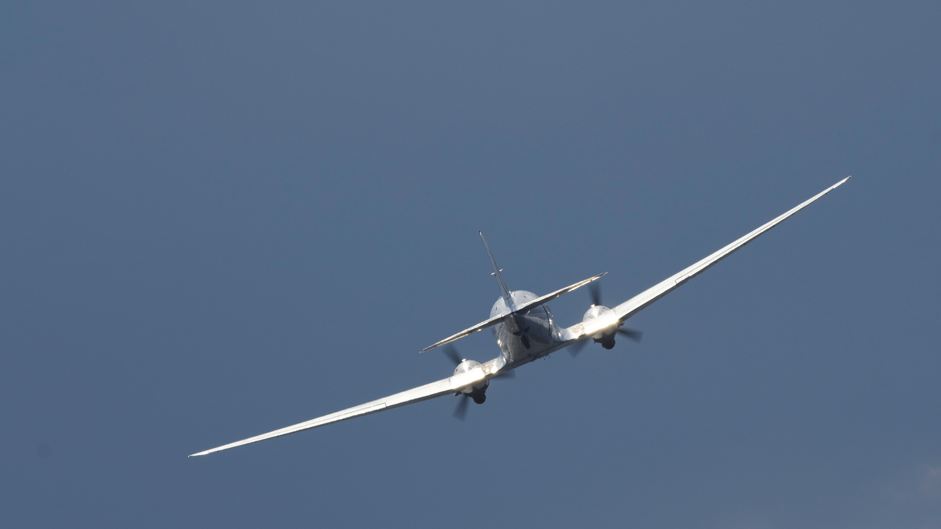 現在世界1周飛行中の航空機「ブライトリング DC-3」