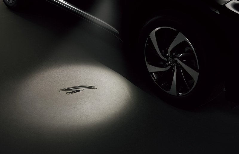 ドアミラー足下照明