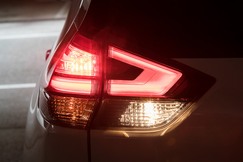 リアコンビランプの点灯パターン。こちらは全車LEDタイプ