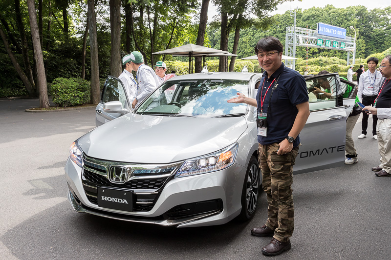 一般道の自律自動運転車