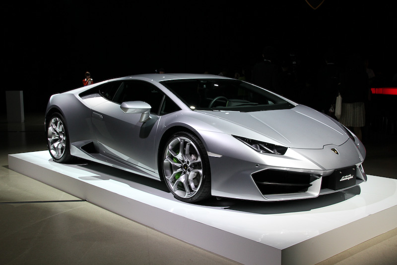 会場にはウラカンシリーズが並べられた