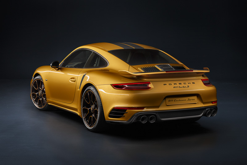 エクスクルーシブシリーズのエクステリア。ボディカラーはゴールデンイエローメタリック以外のカラーも用意されているとのこと