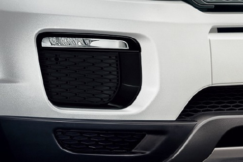 フロントフォグランプ