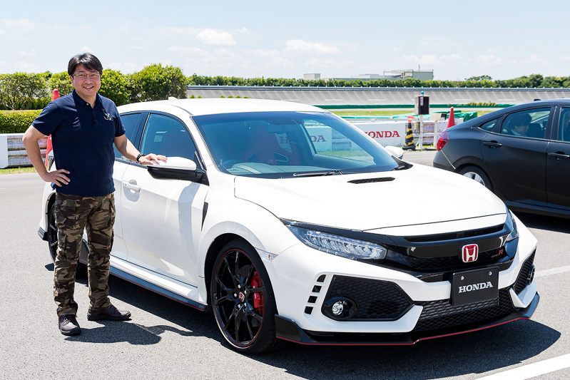 コース2周だけだが新型「シビック タイプR」にも試乗した