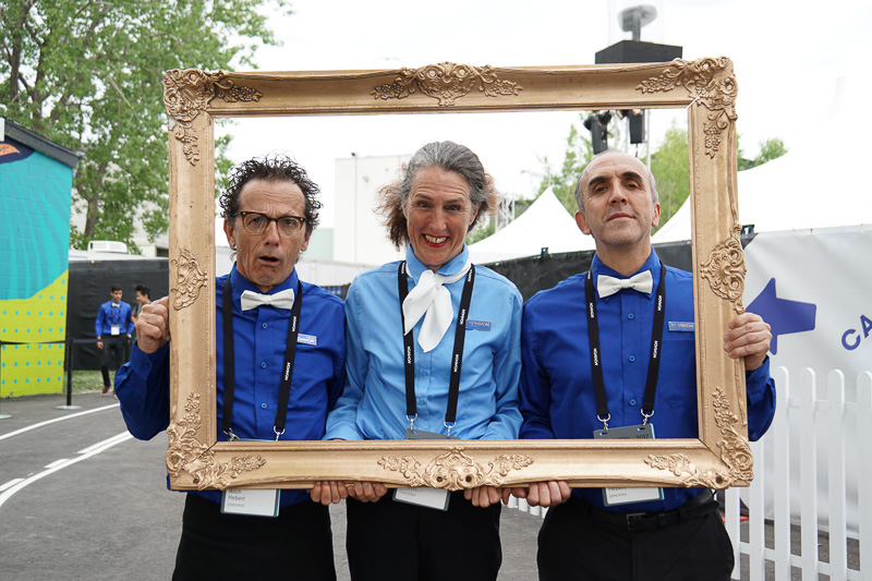 会場内ではアートイベントも多数展開され、学園祭のような雰囲気だ