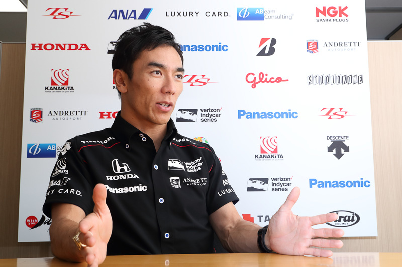 凱旋帰国した短い時間のなかでインタビューに答えていただいた佐藤琢磨選手