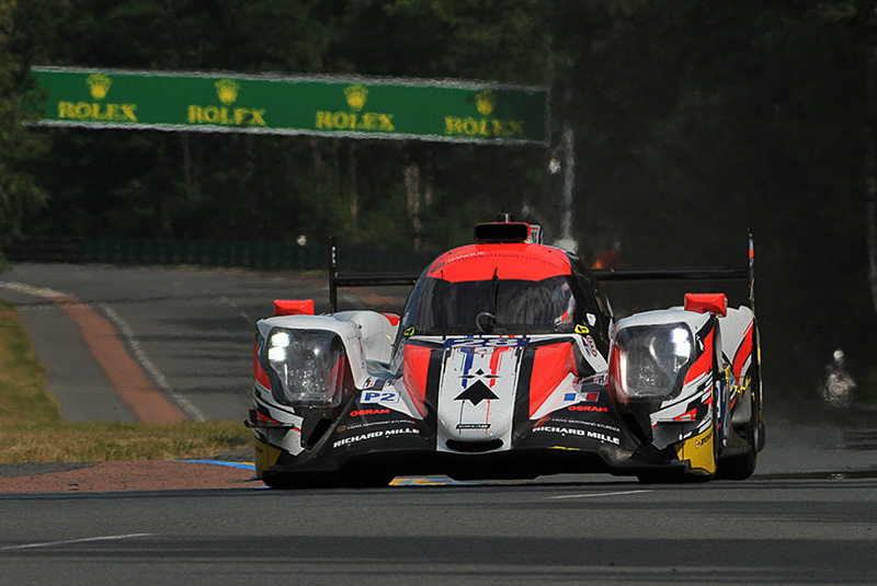 LMP2トップの28号車 オレカ07・ギブソン（フランシス・ペロッド/マシュー・ヴァクシビエール/エマニュエル・コラール組）