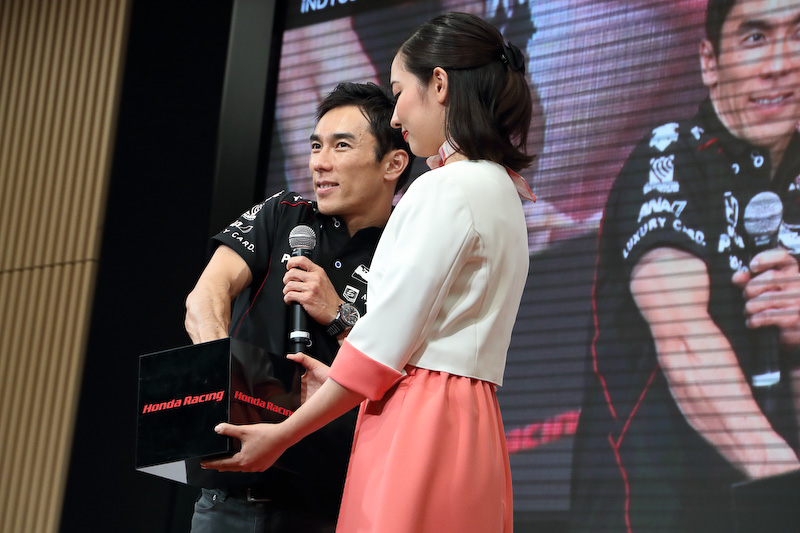 プレゼント抽選会の模様