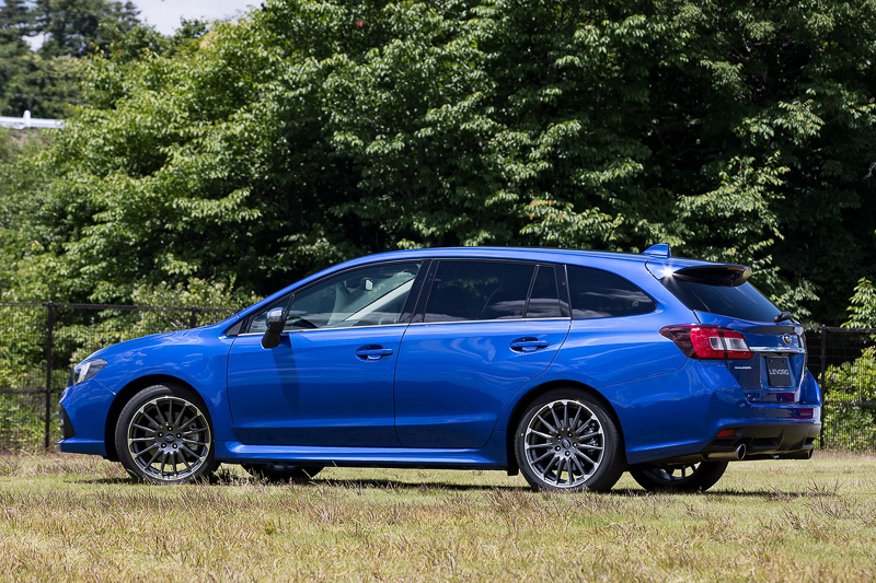 アイサイト・ツーリングアシスト搭載の改良型レヴォーグ