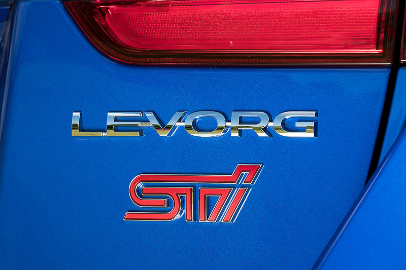 アイサイト・ツーリングアシスト搭載の改良型レヴォーグ