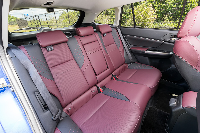 改良型レヴォーグのインテリア