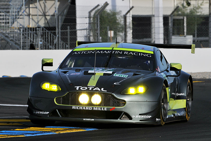 GTE-Proクラスのポールを獲得した97号車 アストンマーチンヴァンテージ（ダレン・ターナー/ジョナサン・アダム/ダニエル・セラ組）