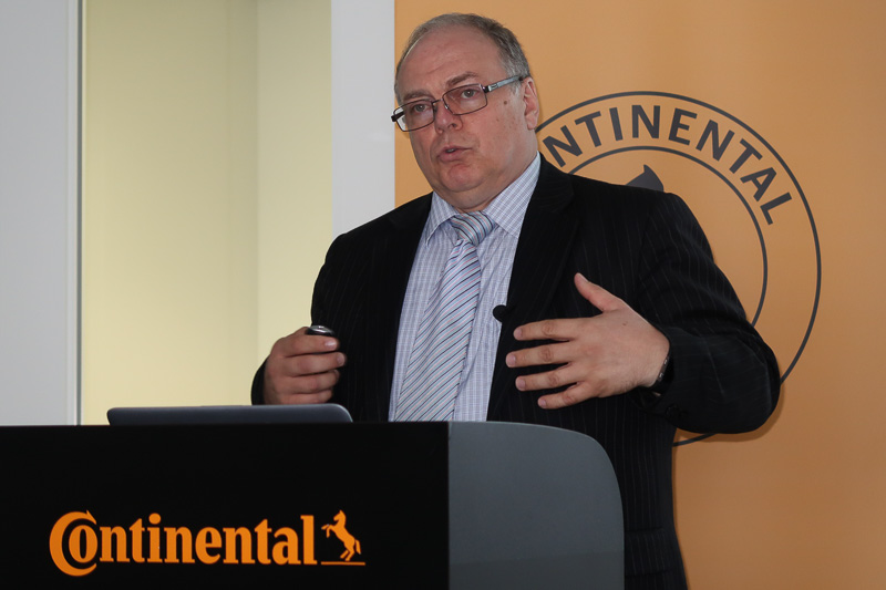 コンチネンタル・インテリア部門 インフォテインメント＆コネクティビティ事業部長 エグゼクティブ・バイス・プレジデント ヨハン・ヒーブル氏