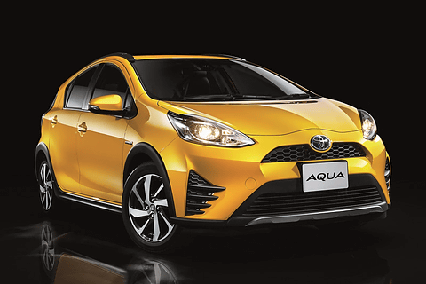 トヨタ アクア アクア | すべての人に移動の自由と楽しさを。鹿児島トヨタ