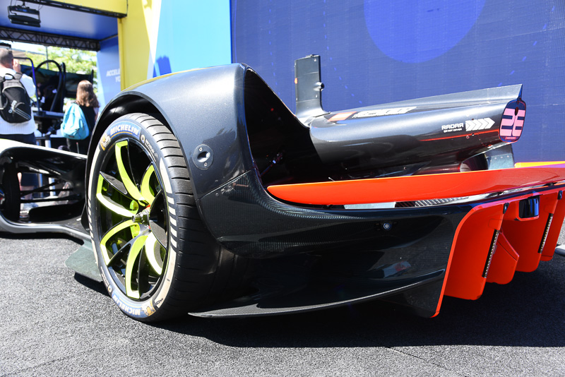 本格的な空力形状