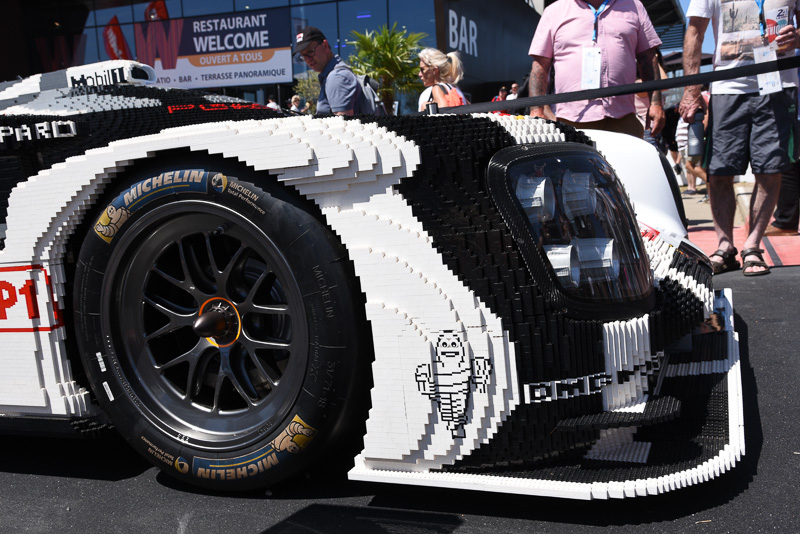 曲線部分もブロックできれいに作られている