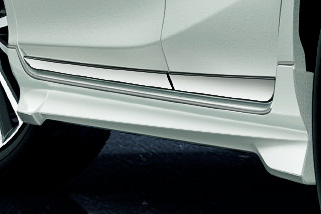 サイドスカート：塗装済は3万9960円