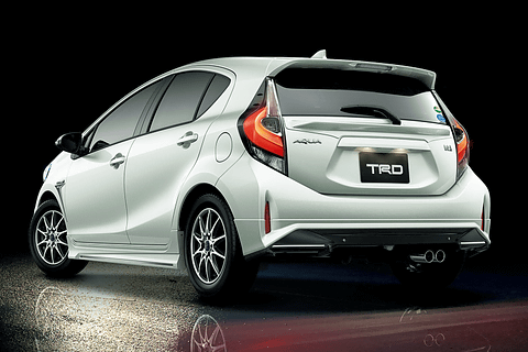 TRD、新型「アクア」用カスタマイズパーツ - Car Watch