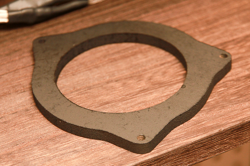 店内に展示されたフォーカル製品の数々