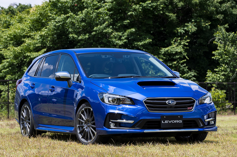 アイサイト・ツーリングアシストが搭載されるレヴォーグ。そのほかの詳細は不明