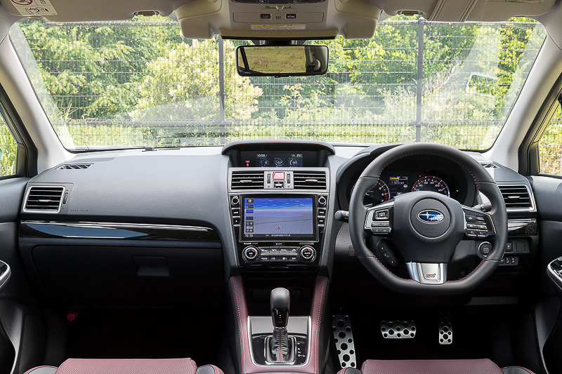 レヴォーグのインテリア。詳細な変更点は発表時に明らかになるだろう