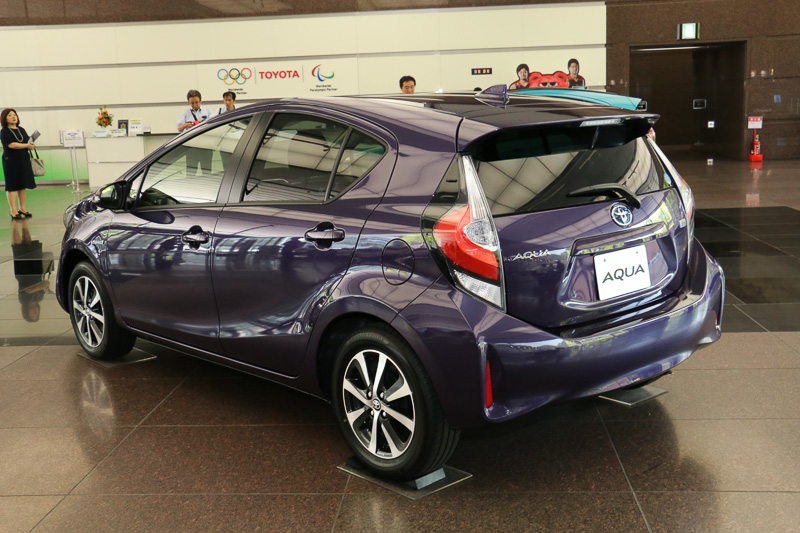 新規開発色「ジュエリーパープルマイカメタリック」