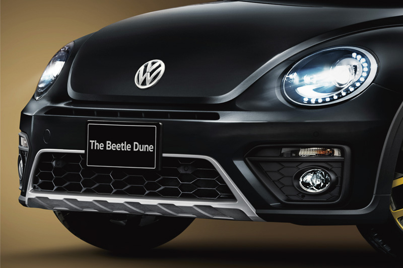 ハニカムフロントグリル、アンダーガード付フロント＆リヤバンパーなどを採用した専用エクステリア