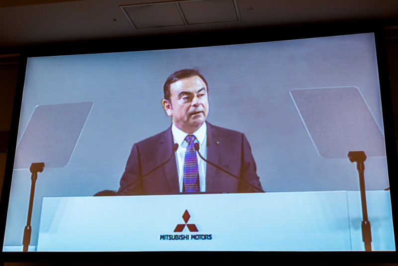 株主総会の議長を務めたのは、2016年12月の臨時株主総会で取締役会長に就任したカルロス・ゴーン氏