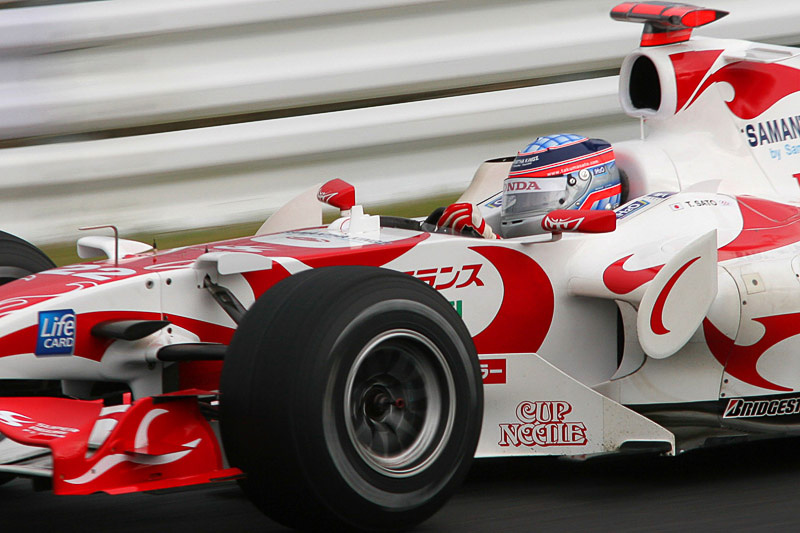 2002年のジョーダン 無限ホンダ、2006年のスーパーアグリに乗る佐藤琢磨。振り返ると佐藤琢磨がF1で表彰台に立ったのはインディアナポリスで行なわれたアメリカグランプリだった。佐藤琢磨とインディアナポリスには縁があったのかも