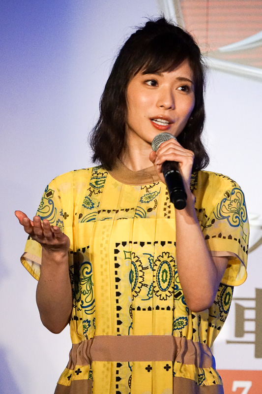 クルーズ・ラミレスの声優を務める女優の松岡茉優さん