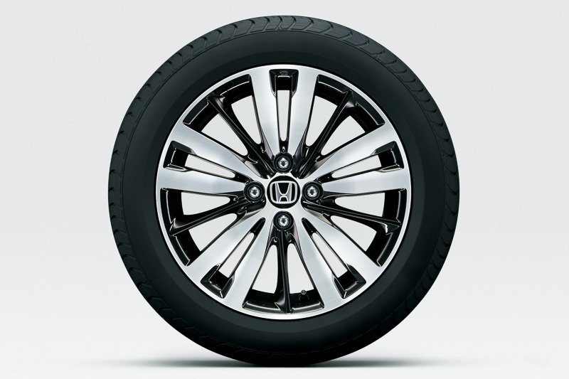 ハイブリッド・S Honda SENSINGの2WD車とRS Honda SENSINGで標準装備する16インチアルミホイール