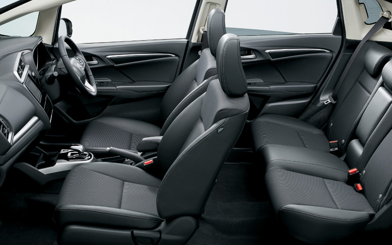 ハイブリッド・L Honda SENSING