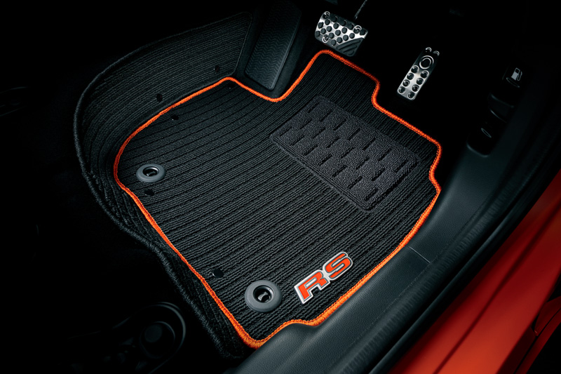 「フロアカーペットマット（プレミアムタイプ RS専用）」
