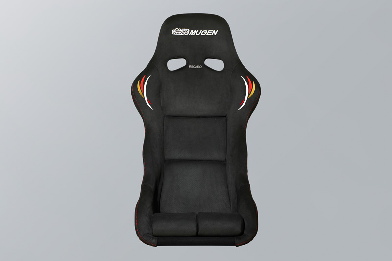 フルバケットシートの「MS-R」。価格は21万6000円～25万4880円