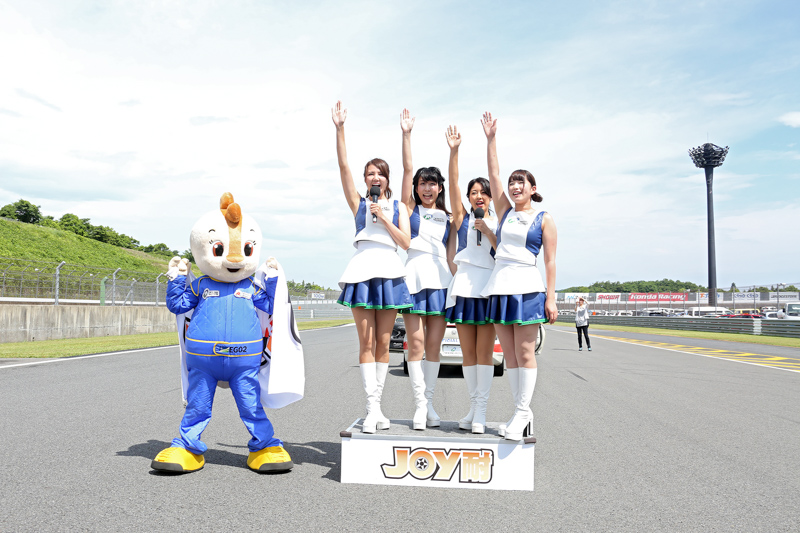 選手宣誓を行なう