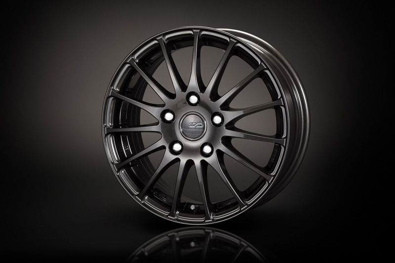 15インチアルミホイール「KYOHO CD-F1」＆ナットセット（税別6万6000円/台）