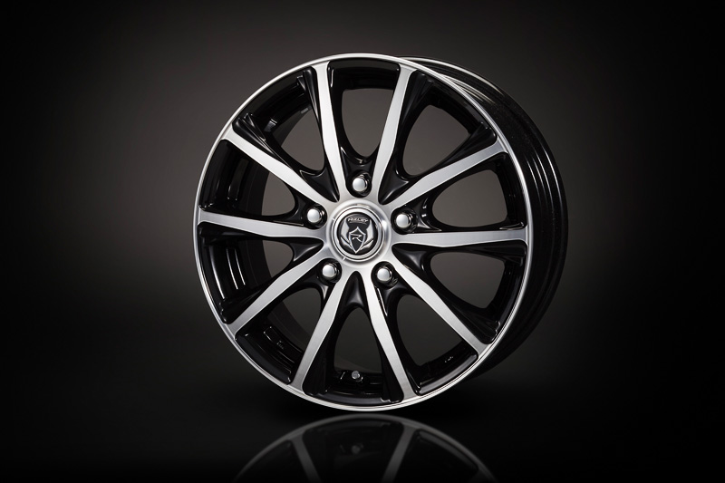 15インチアルミホイール「weds RIZLEY ZM」＆ナットセット（税別4万6000円/台）